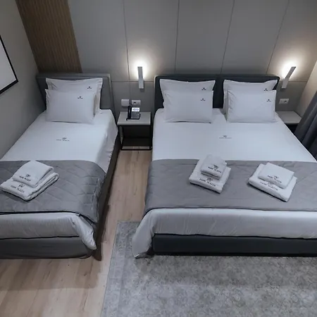 Park Plazza فندق كورتشي