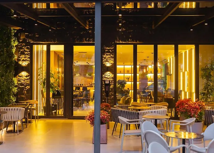 Park Plazza Hotel 4*