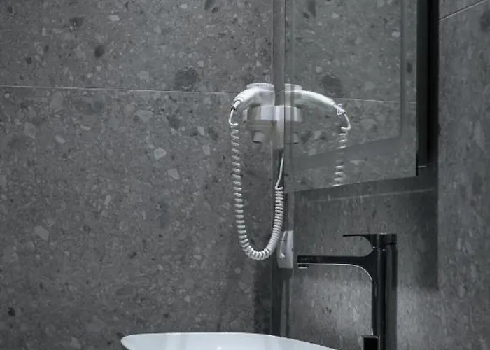 Park Plazza 4* Korce